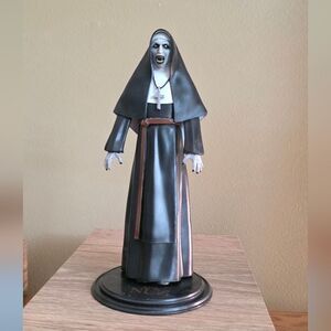 Noble Collection The NuN